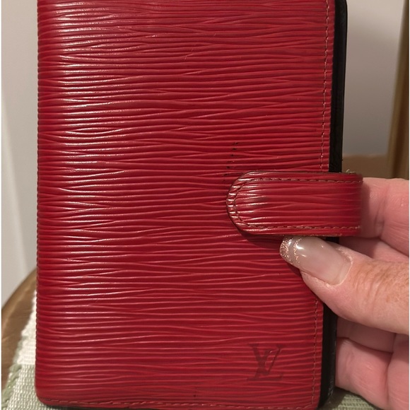 Authentic Vintage Louis Vuitton Red Epi Leather Agenda/PM Planner - Picture 2 of 16